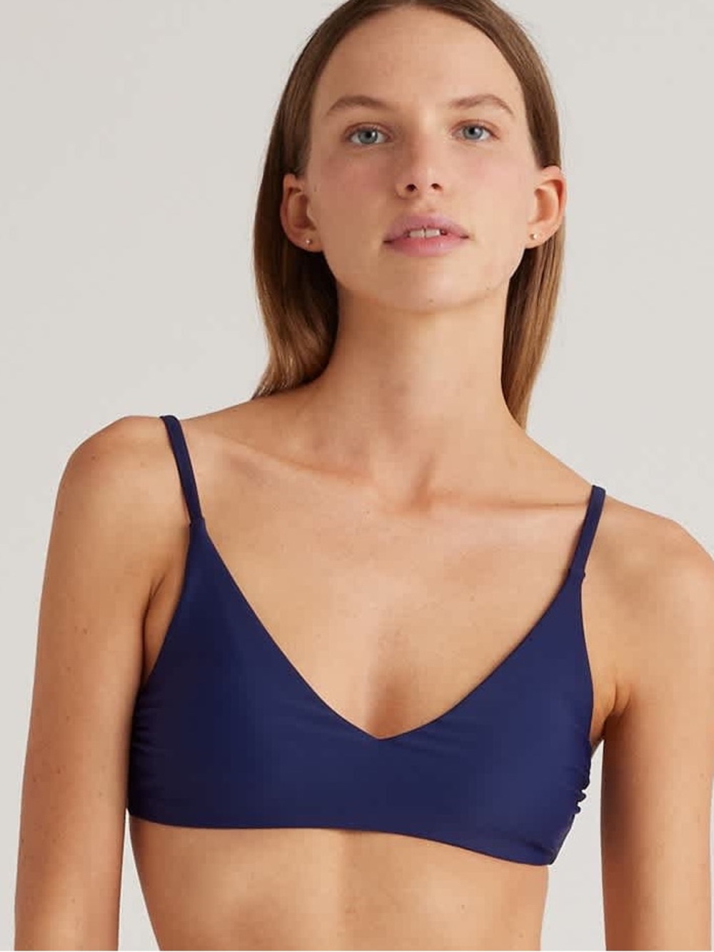 NWOT Quince Italian V-Neck Bikini Top navy small